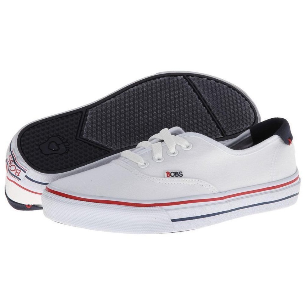 BOBS FROM SKECHERS MS SIZE 6 1/2 WHITE THE MENACE DOUBLE TIME CANVAS SHOES